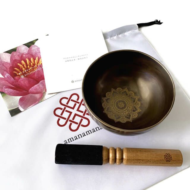 近日入荷！マンダラ彫シンギングボウル黒・小 | amanamana
